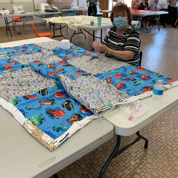 Meet your Posher, Sandra - Picture 2 of 2